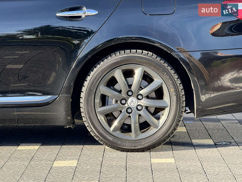 Седан Lexus LS 2007 в Ужгороде