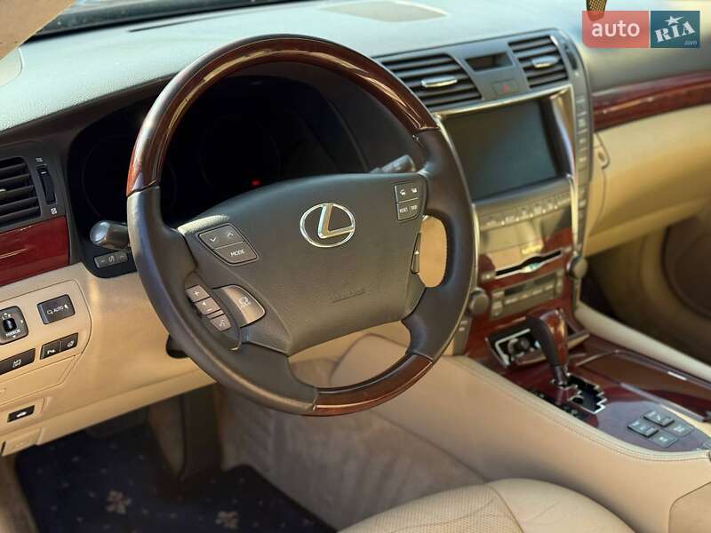 Седан Lexus LS 2009 в Запорожье фото 8 Седан Lexus LS 2009 в Запорожье
