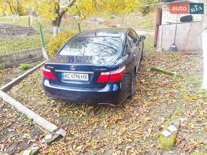 Седан Lexus LS 2006 в Рівному