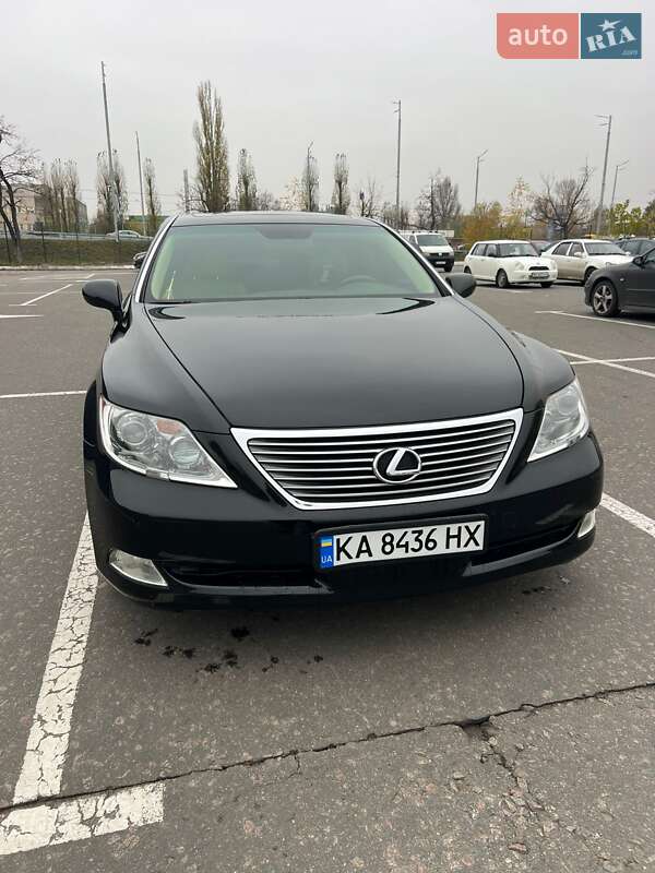 Седан Lexus LS 2007 в Киеве фото 11 Седан Lexus LS 2007 в Киеве