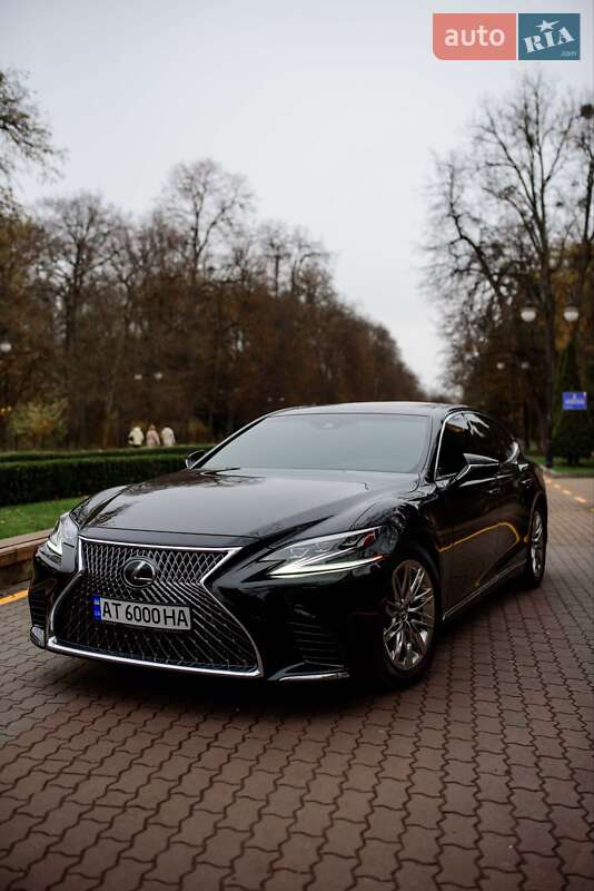 Седан Lexus LS 2018 в Ивано-Франковске