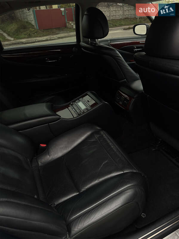 Седан Lexus LS 2007 в Макарове фото 12 Седан Lexus LS 2007 в Макарове