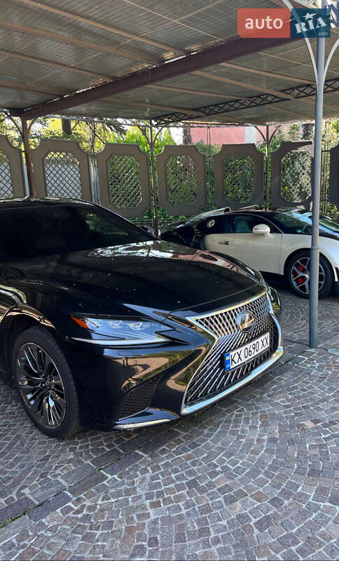 Седан Lexus LS 2018 в Харькове фото 3 Седан Lexus LS 2018 в Харькове