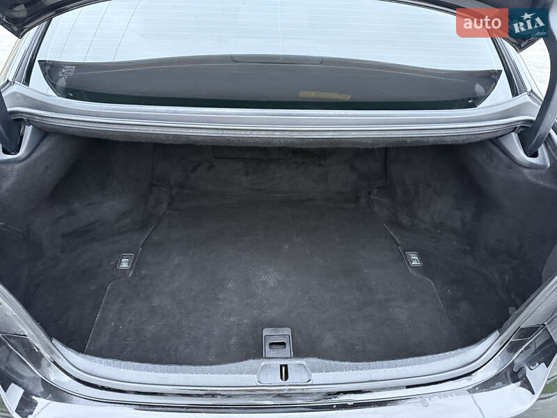 Седан Lexus LS 2011 в Ірпені