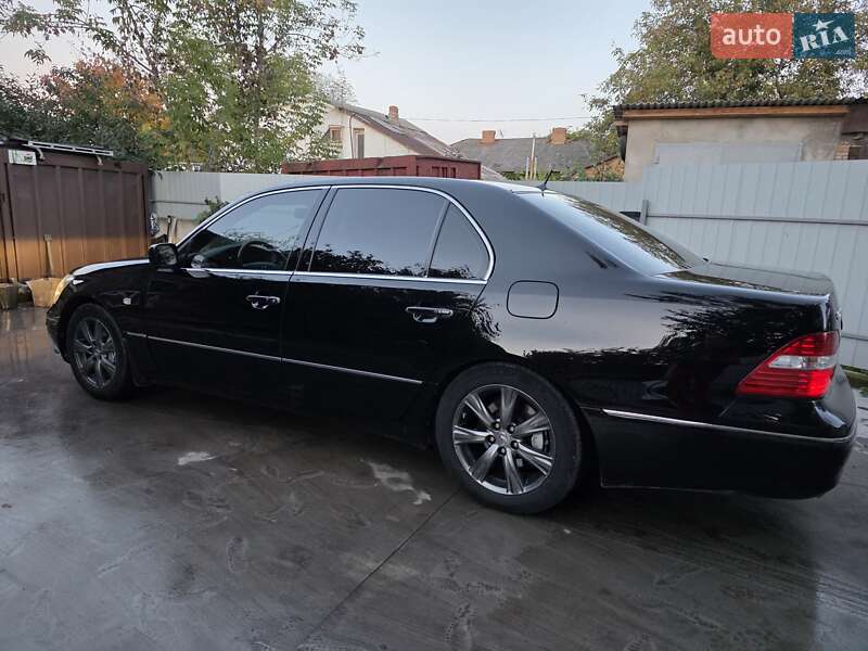 Седан Lexus LS 2005 в Бердичеве