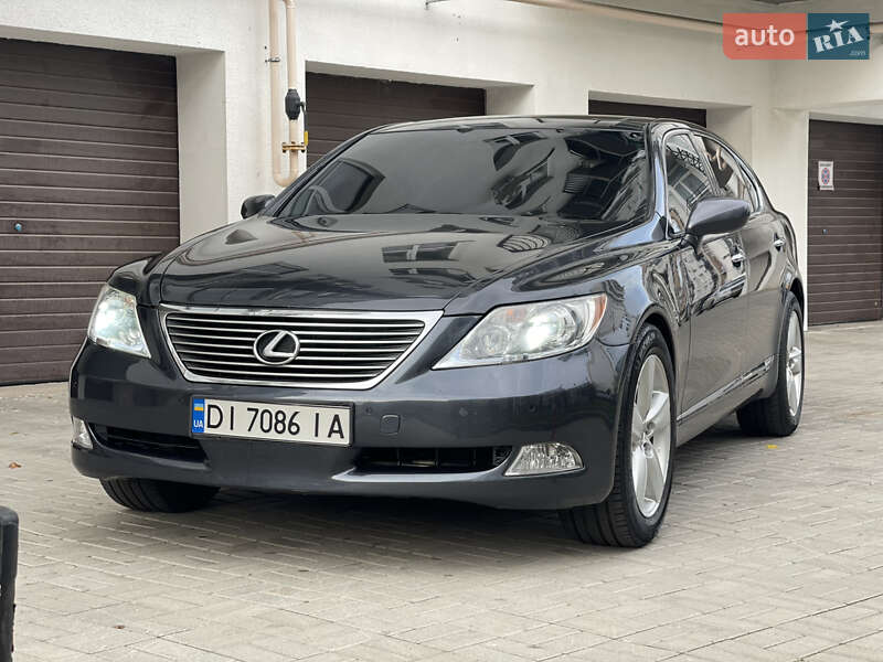 Седан Lexus LS 2007 в Днепре