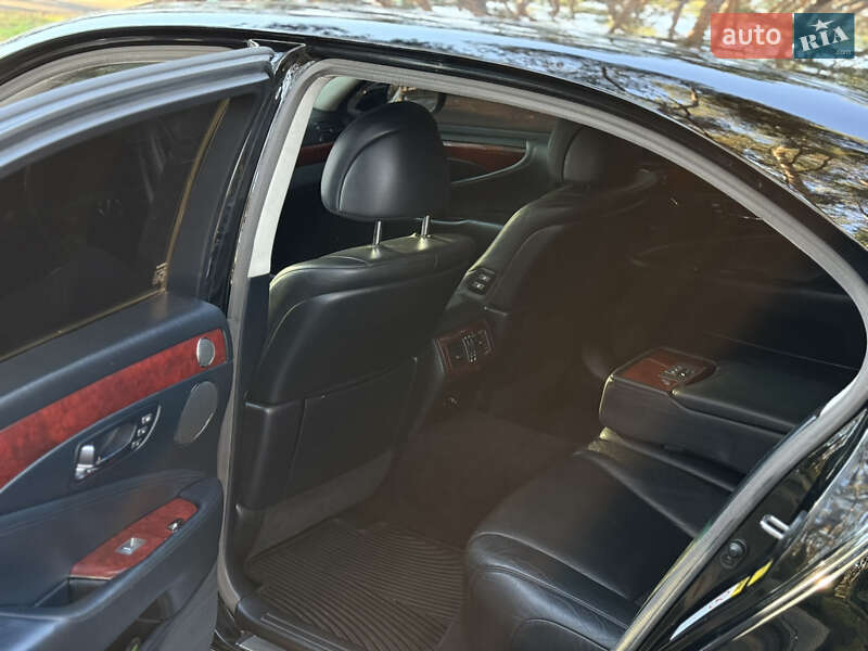 Седан Lexus LS 2008 в Черкассах