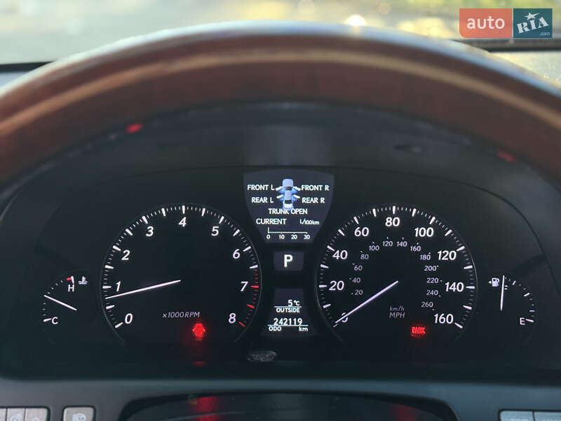 Седан Lexus LS 2008 в Черкассах