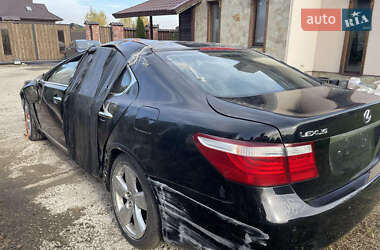 Седан Lexus LS 2007 в Луцке