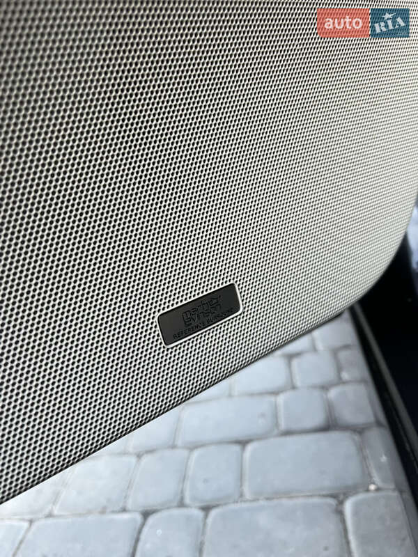 Седан Lexus LS 2008 в Виннице