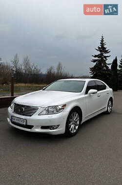 Седан Lexus LS 2011 в Киеве