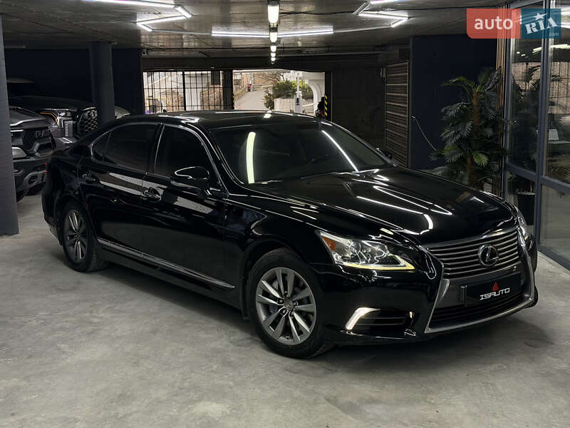Lexus LS 2013