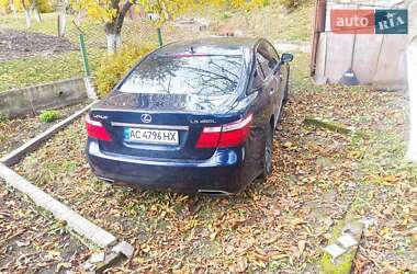 Седан Lexus LS 2006 в Рівному