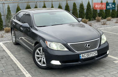 Седан Lexus LS 2007 в Луцке