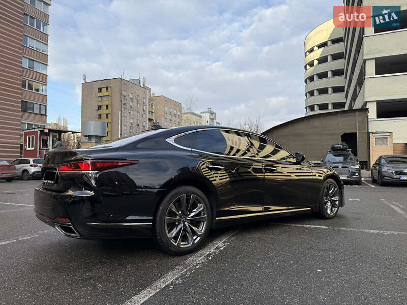 Седан Lexus LS 2018 в Киеве