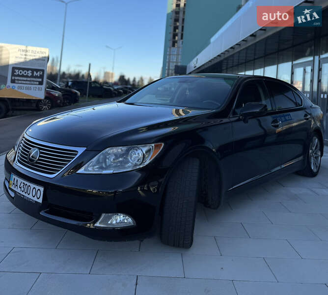 Седан Lexus LS 2008 в Києві