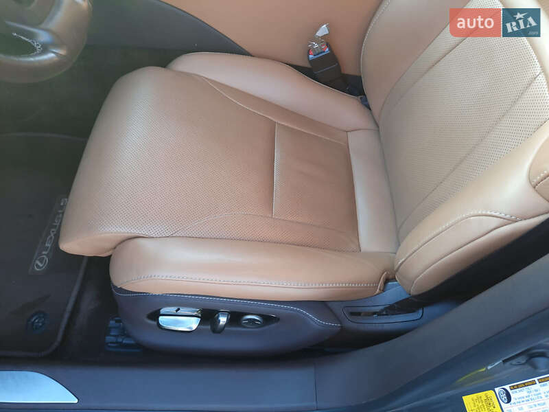 Седан Lexus LS 2019 в Броварах