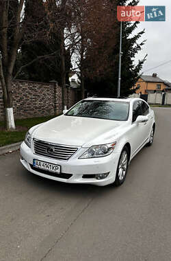 Седан Lexus LS 2011 в Києві