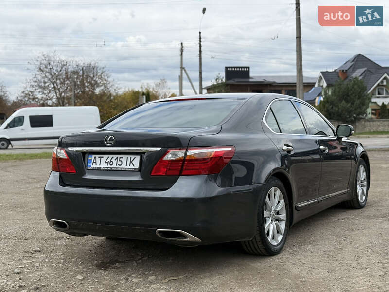 Седан Lexus LS 2011 в Ивано-Франковске