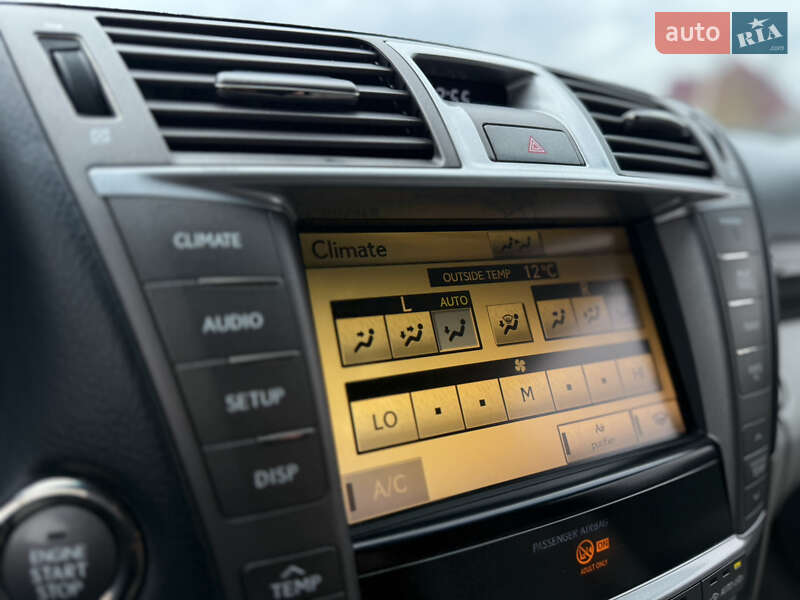 Седан Lexus LS 2011 в Ивано-Франковске