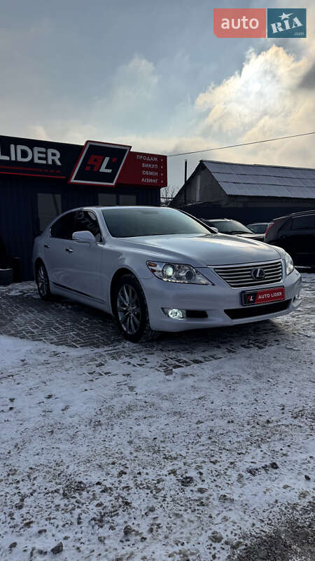 Седан Lexus LS 2010 в Кропивницькому