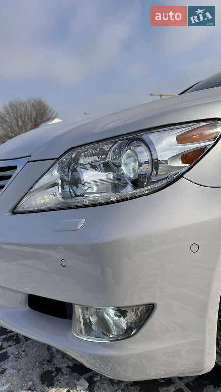 Седан Lexus LS 2010 в Кропивницькому