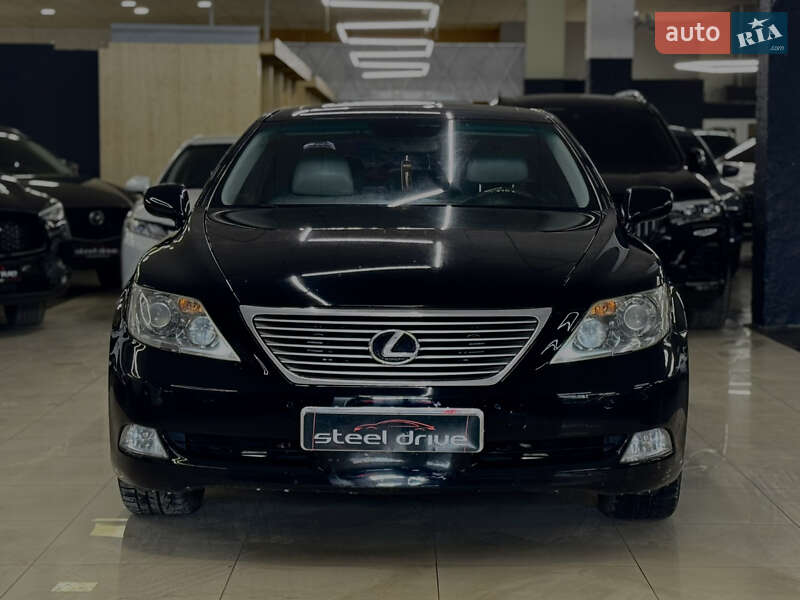 Седан Lexus LS 2006 в Николаеве