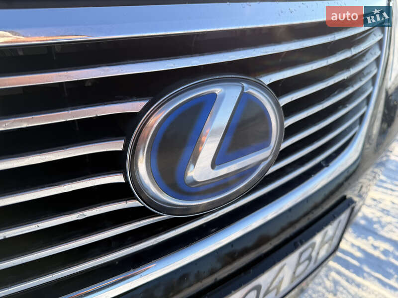 Седан Lexus LS 2008 в Виннице