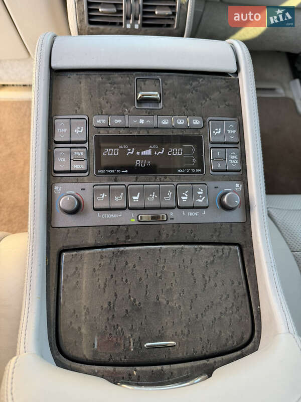 Седан Lexus LS 2008 в Виннице