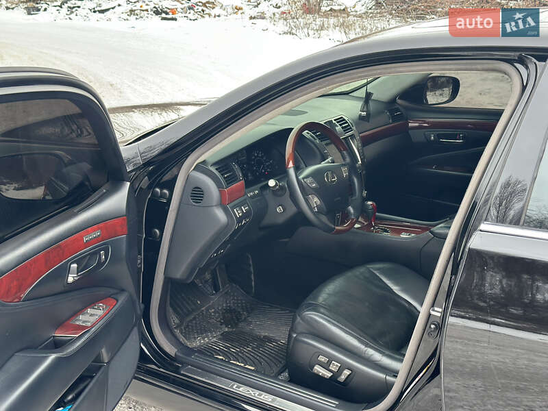 Седан Lexus LS 2008 в Черкасах фото 10 Седан Lexus LS 2008 в Черкасах