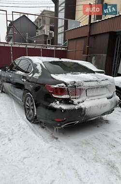 Седан Lexus LS 2012 в Умани