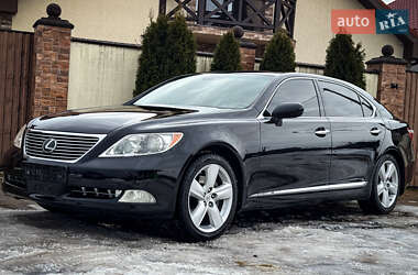 Седан Lexus LS 2007 в Ужгороді