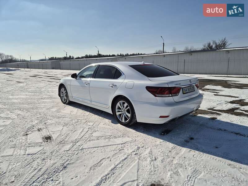 Седан Lexus LS 2013 в Киеве
