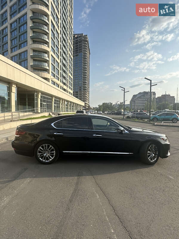Седан Lexus LS 2013 в Днепре