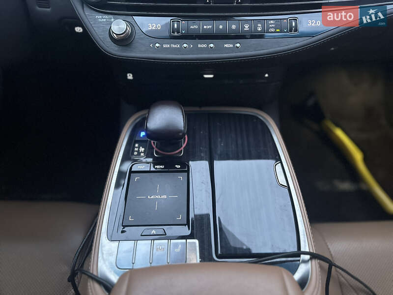 Седан Lexus LS 2019 в Києві фото 18 Седан Lexus LS 2019 в Києві