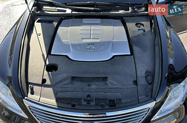 Седан Lexus LS 2008 в Киеве
