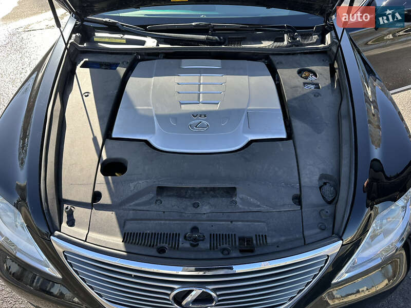 Седан Lexus LS 2008 в Києві фото 24 Седан Lexus LS 2008 в Києві