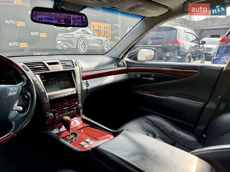 Седан Lexus LS 2007 в Харькове