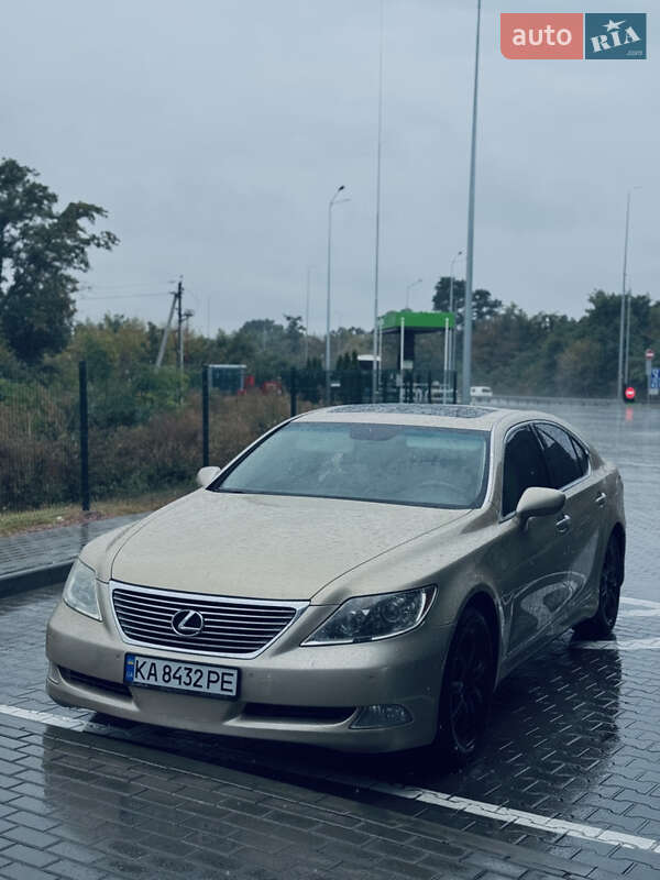 Седан Lexus LS 2006 в Белой Церкви