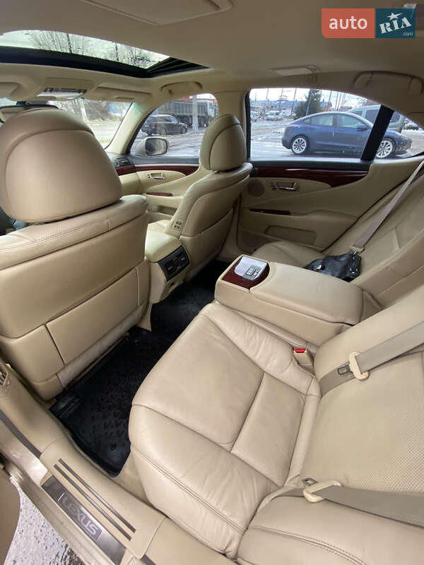 Седан Lexus LS 2006 в Белой Церкви