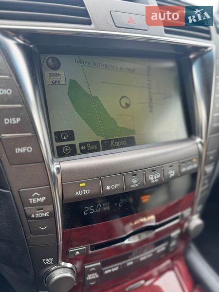 Седан Lexus LS 2007 в Ковеле