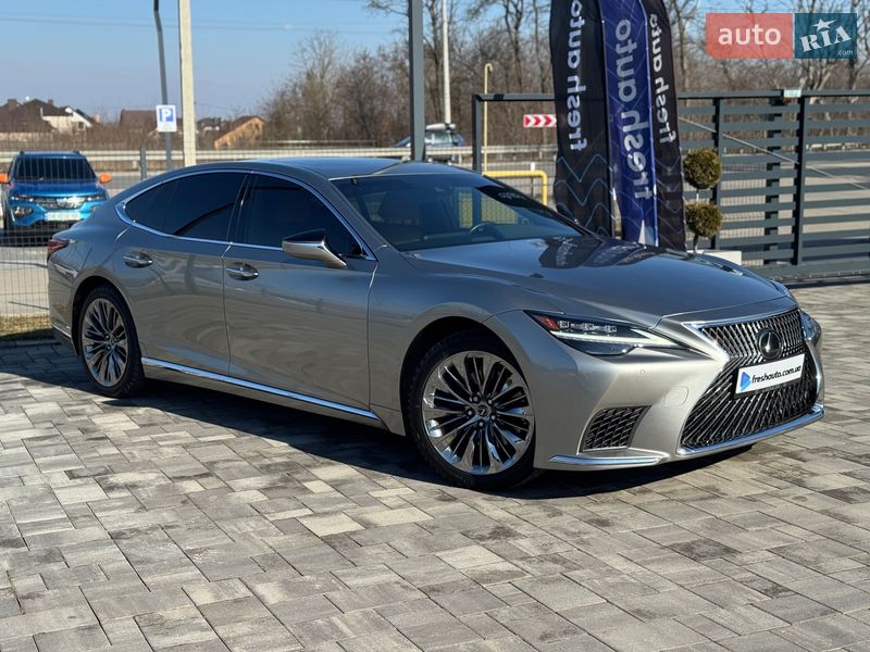 Седан Lexus LS 2022 в Ровно