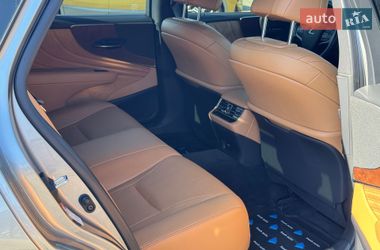 Седан Lexus LS 2022 в Ровно