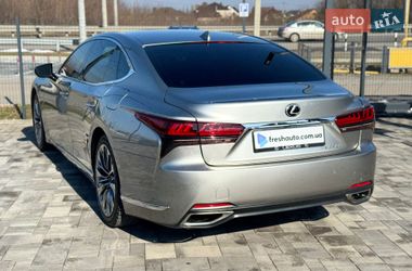 Седан Lexus LS 2022 в Ровно