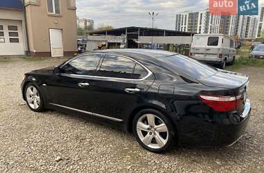 Седан Lexus LS 2008 в Ивано-Франковске