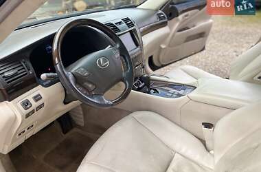 Седан Lexus LS 2008 в Ивано-Франковске
