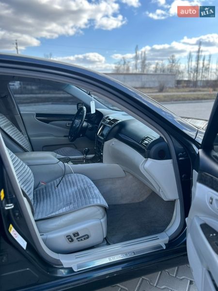 Седан Lexus LS 2007 в Врадиевке