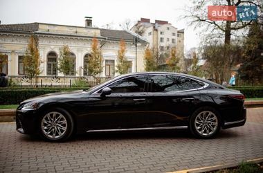 Седан Lexus LS 2018 в Ивано-Франковске