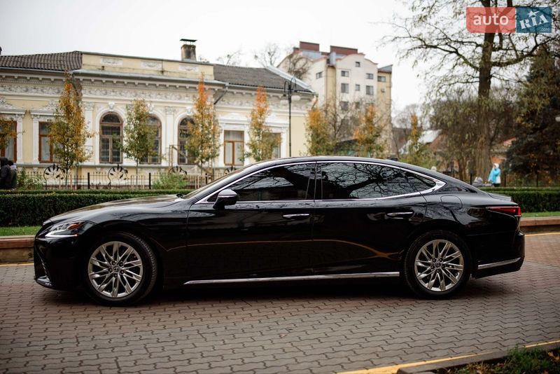 Седан Lexus LS 2018 в Ивано-Франковске