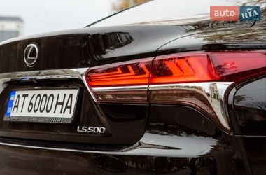 Седан Lexus LS 2018 в Ивано-Франковске